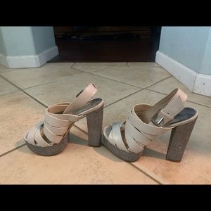 Michael Kors high heels. Size 5 like brand new.
